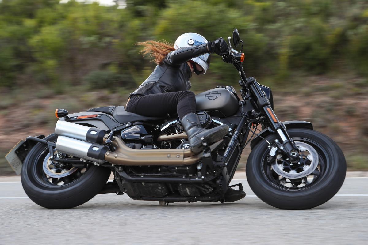 Harley fat deals bob 2021 price